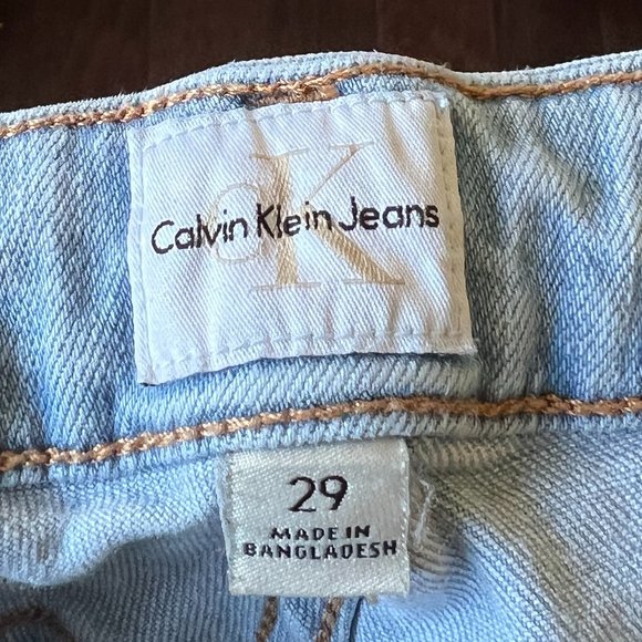 Gently Worn but Lovingly Cared For Calvin Klein Jeans High Waist Legging - Picture 10 of 11